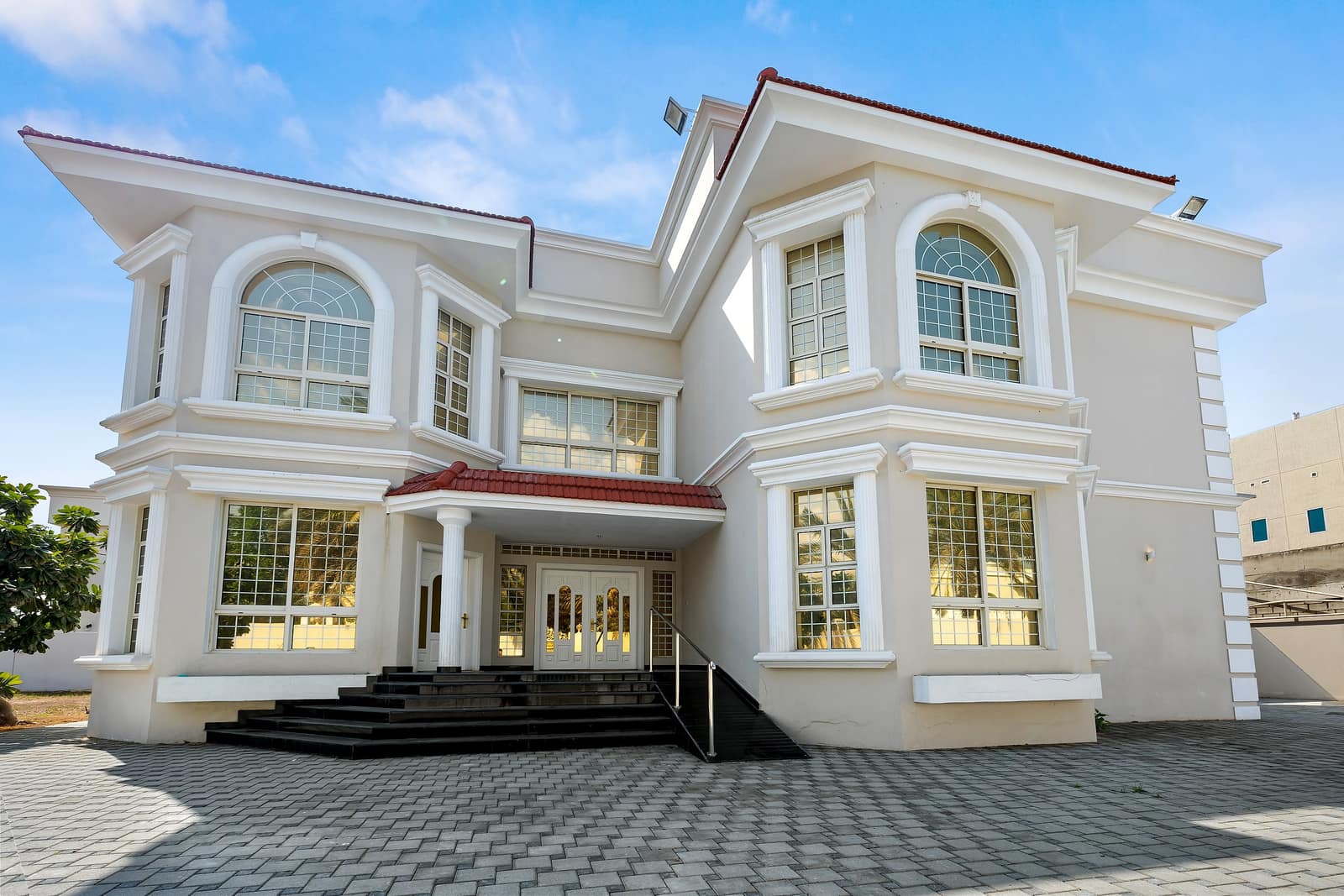 Luxury Emirates Private Villa