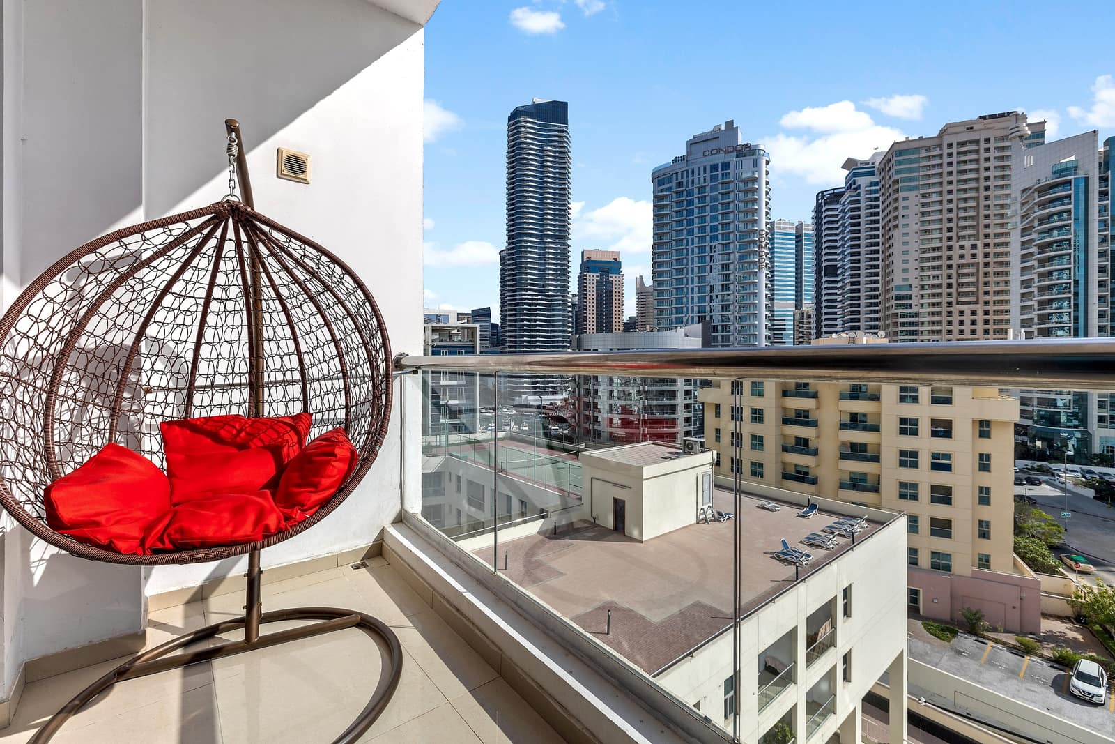 Luxe Living DEC Marina Haven